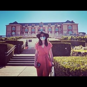 Meet your Posher, Roya